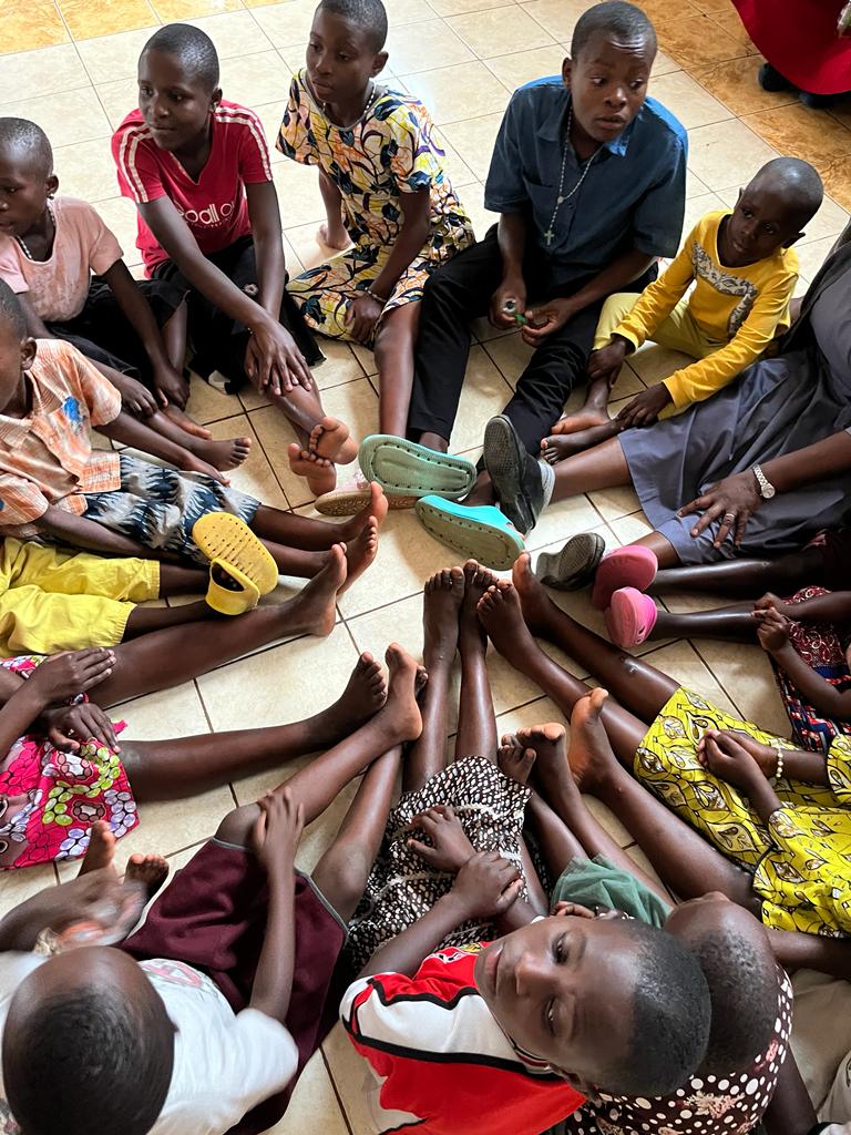 Bambini giochi_Bukav_esperienza missionaria Selene